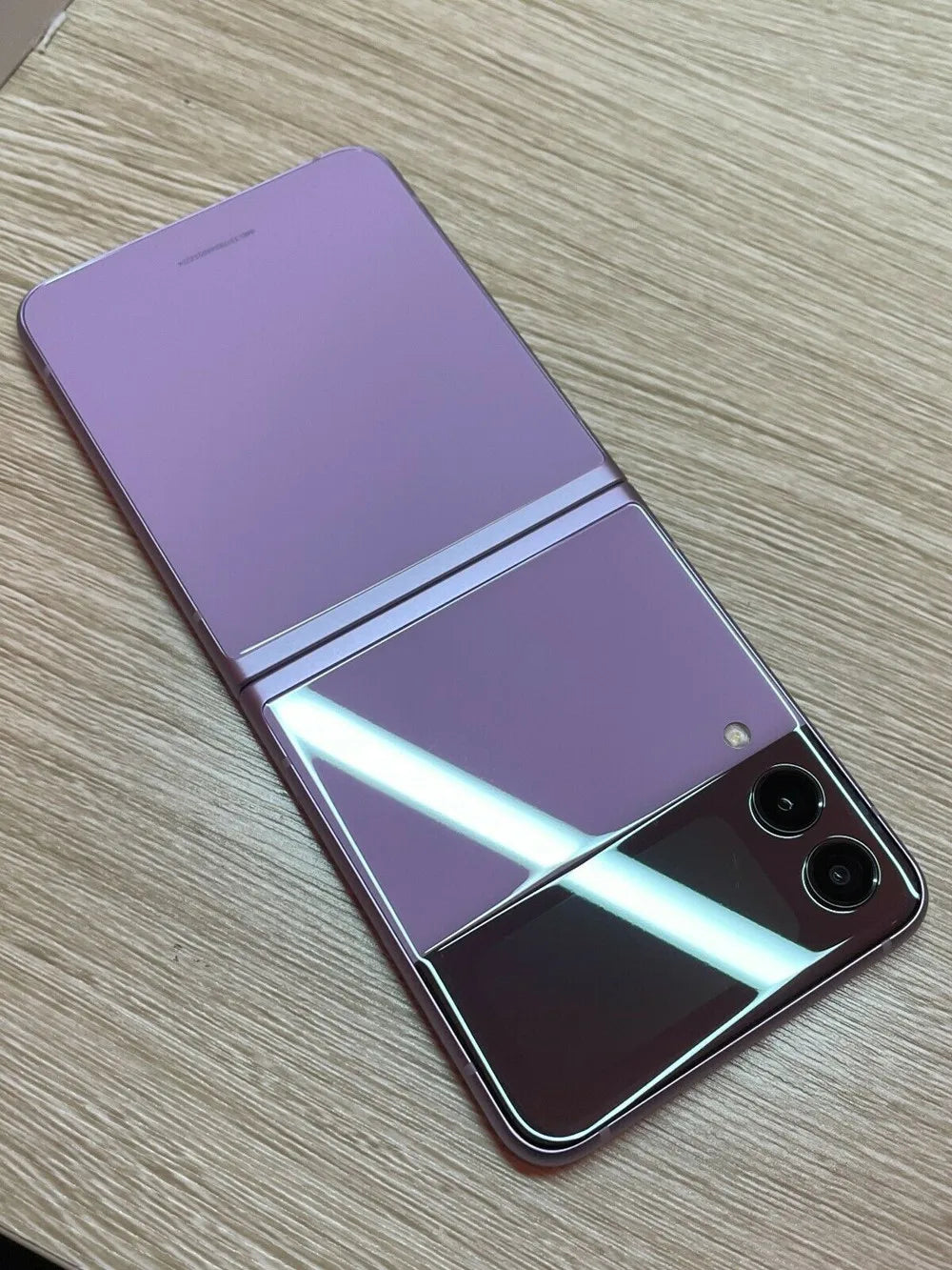 Samsung Galaxy Z Flip 3
