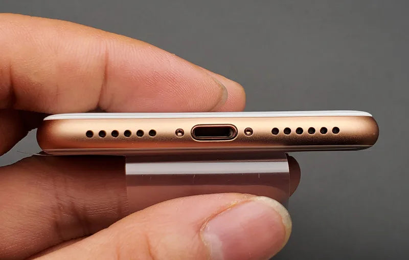 iPhone 8