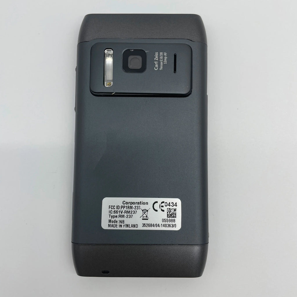 Nokia N8